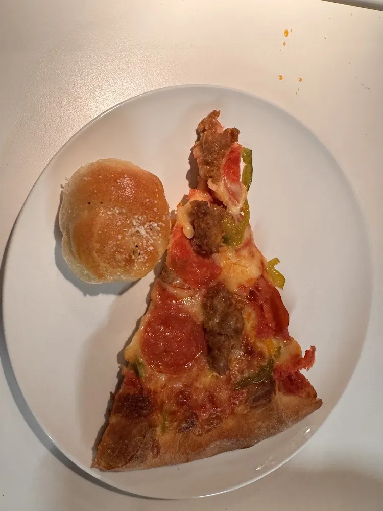 Pizza and Garlic Knot